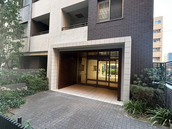 【BELISTA横浜参番館】エントランス