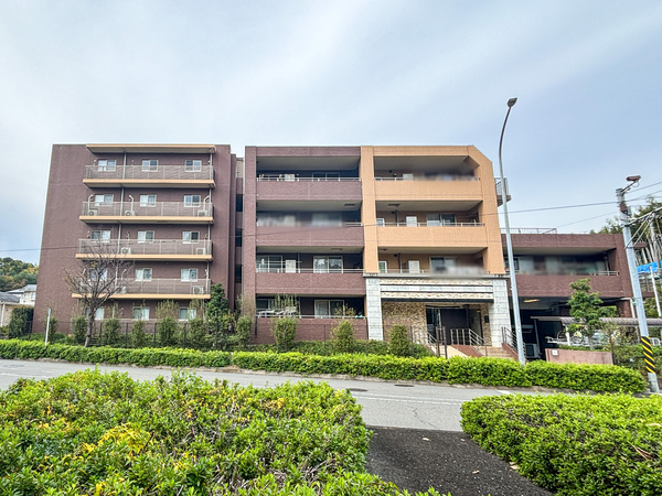 【フィスナレジデンスセンター南】外観