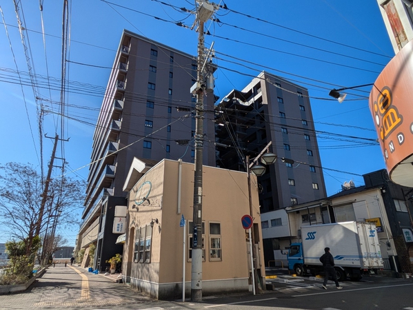 【バウス平塚】外観