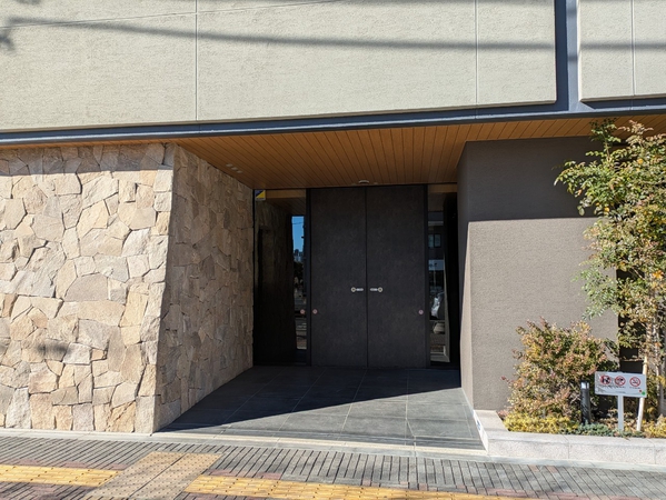 【バウス平塚】エントランス