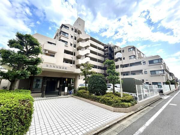【コスモ大宮公園】外観 【コスモ大宮公園】外観