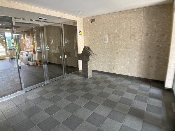 【グラン・コート南仙台第3】エントランス 【グラン・コート南仙台第3】エントランス