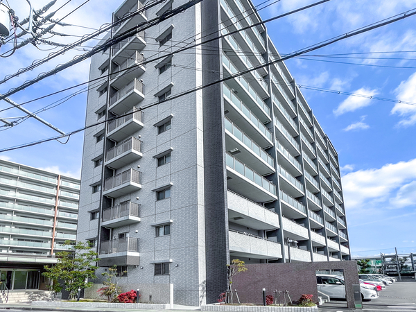 【ファミリアーレ上小田井ファースト】外観