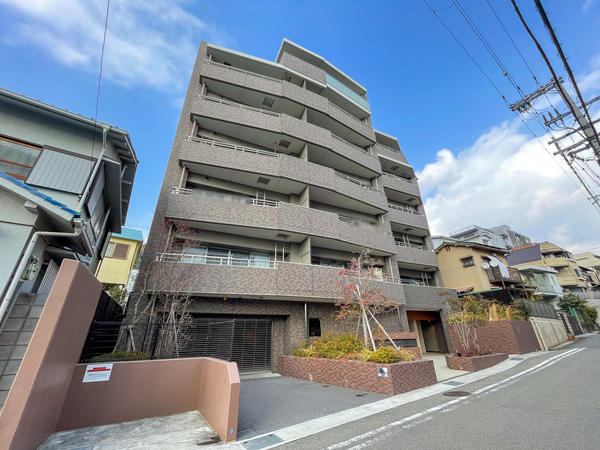 【ワコーレザ・ハウス神戸熊内町】外観
