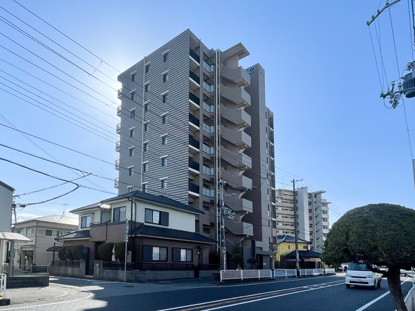 【リベール明石西新町】外観