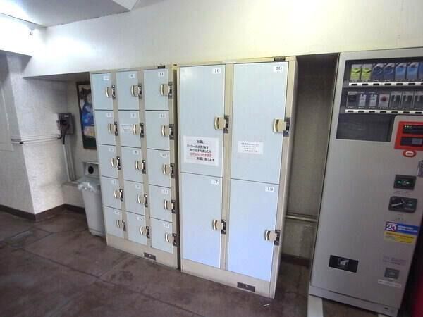 【カーサ第2宇喜田】共用部分（宅配BOX）