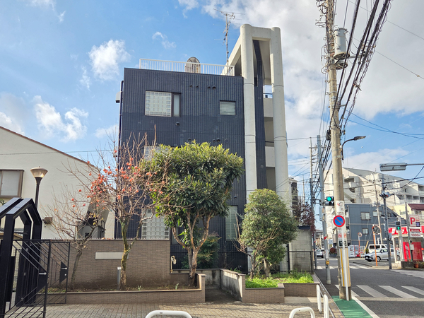 【デリーベ】外観