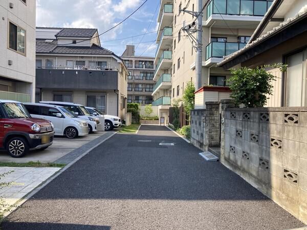 【ルピアコート大宮フィオーレ】前面道路 【ルピアコート大宮フィオーレ】前面道路