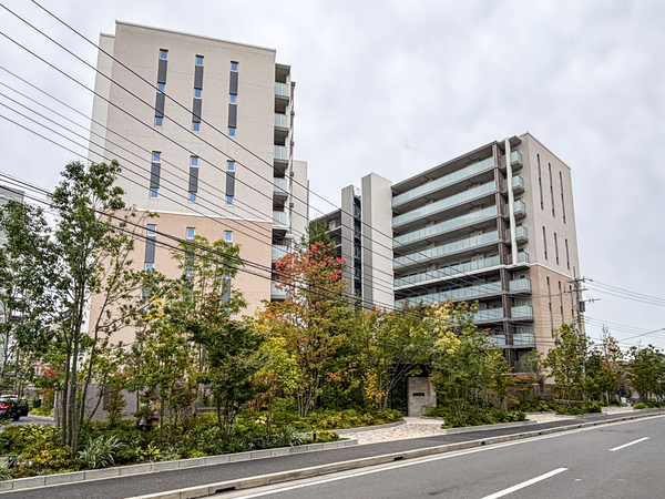 【ザ・パークハウス横浜川和町テラス】外観