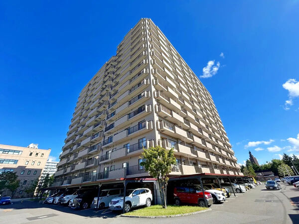 【ロイヤルコートさっぽろシティ】外観