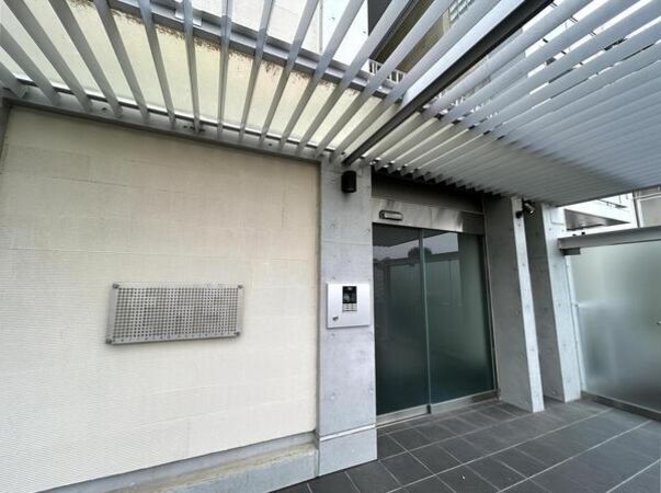 【Terraced House Seta】エントランス