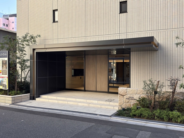 【ソルティア千葉セントラル】エントランス 【ソルティア千葉セントラル】エントランス