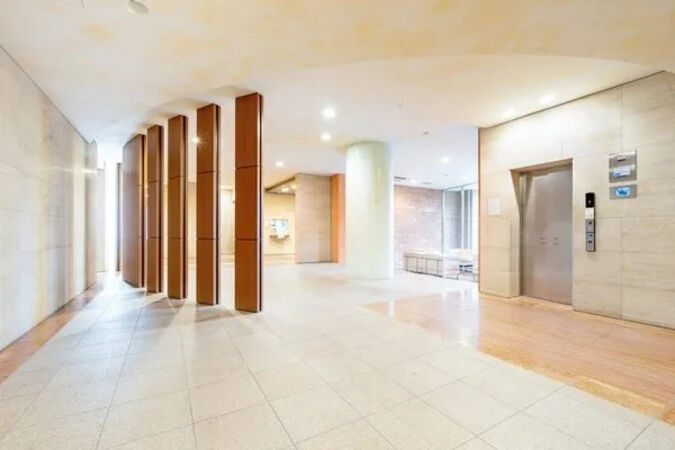 【テラス千里桃山台】エントランス 【テラス千里桃山台】エントランス