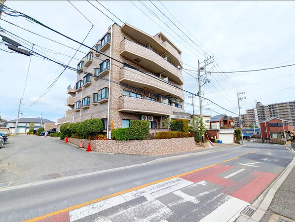 【ライオンズガーデン船橋薬園台第2】外観