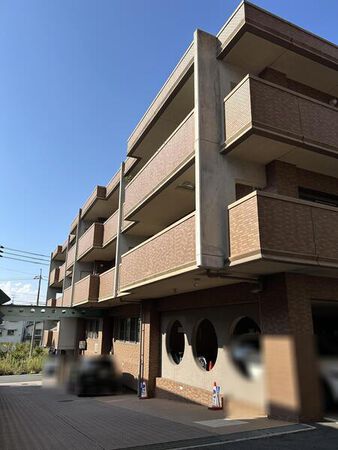 【ヴィラージュ海田「緑彩の街」】外観