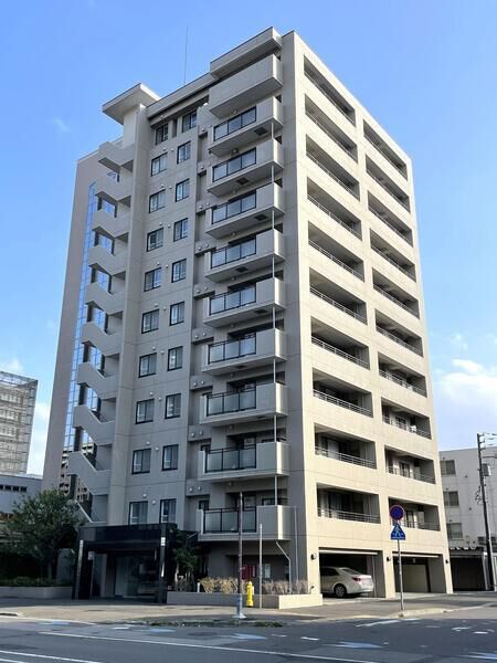 【アルス近代美術館ウエスト】外観