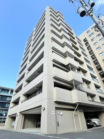 【アルス近代美術館ウエスト】外観