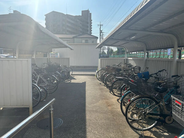 【シティコープ安城桜町】駐輪場