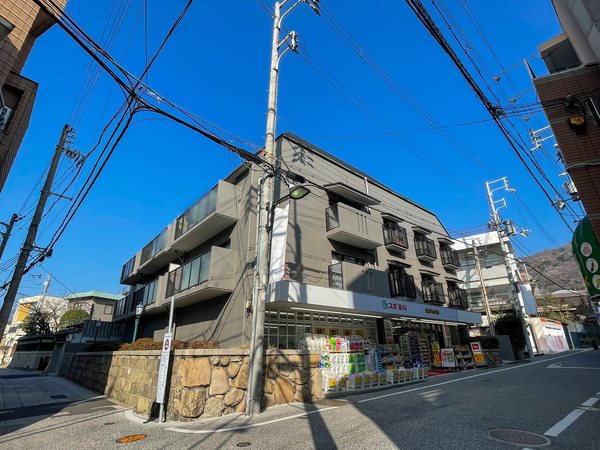 【ユニハイム岡本】外観