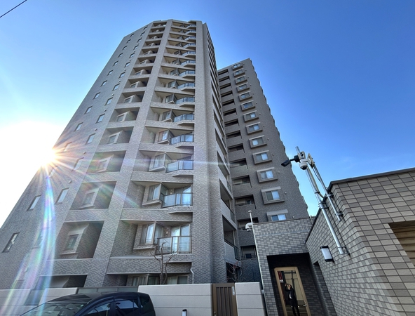 【リビオ山鼻公園】外観