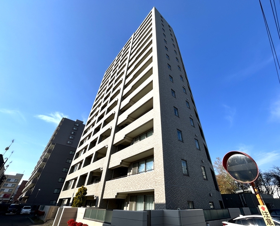 【リビオ山鼻公園】外観