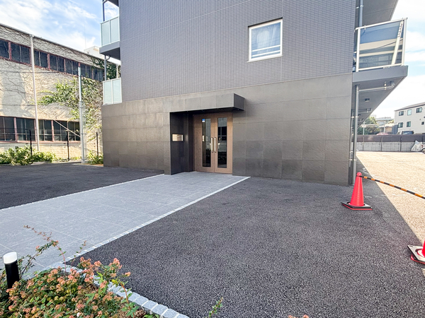 【AZESTお花茶屋Ⅴ】エントランス