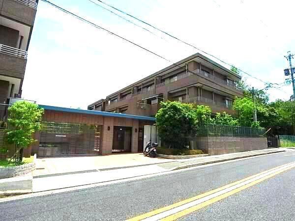 【ロイヤルシャトー高峯東】外観3 【ロイヤルシャトー高峯東】外観3