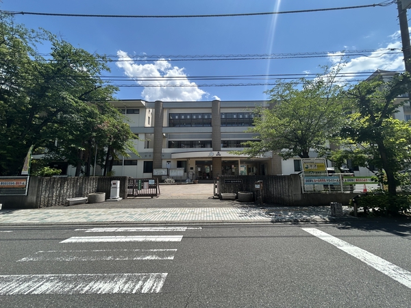 さいたま市立桜木中学校 約1400m さいたま市立桜木中学校 約1400m