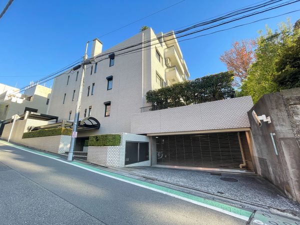 【ベルエアガーデンズ】外観