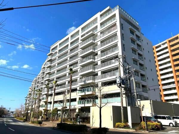 【香椎浜ガーデンズ】外観1