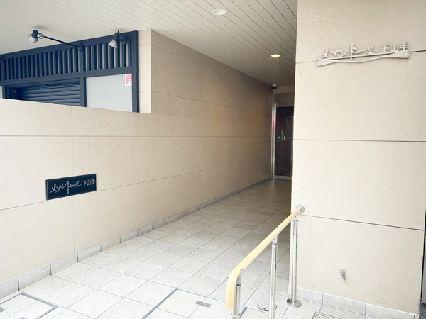 【メゾンドール下山手】エントランス