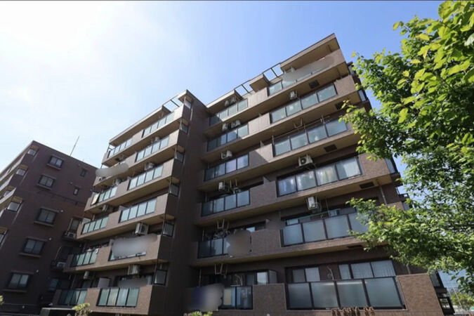 【ライオンズガーデン中山 壱番館】外観
