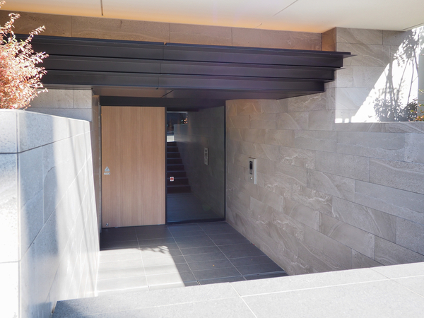 【プラセシオン徳重】エントランス 【プラセシオン徳重】エントランス