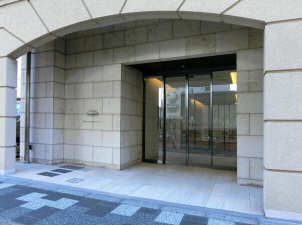 【クレイシア板橋モデルノ】エントランス