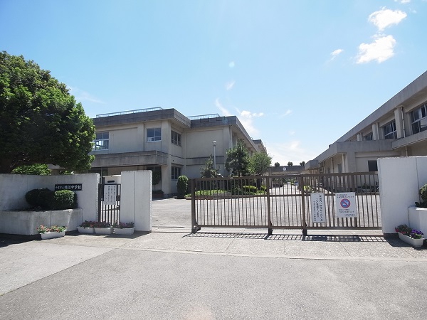 千葉市立磯辺中学校 千葉市立磯辺中学校