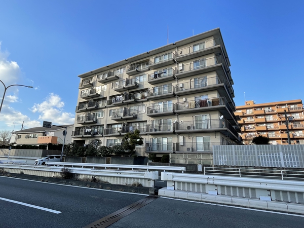 【シャトー植村】外観