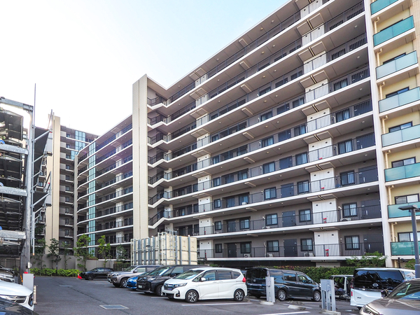 【ライオンズ守山マークヒルズ】外観