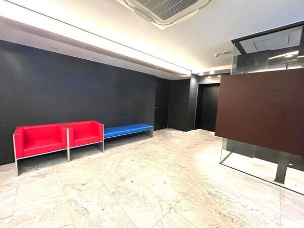 【リビオレゾン新橋nex】エントランスロビー 【リビオレゾン新橋nex】エントランスロビー