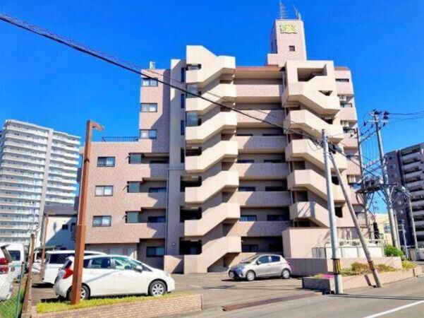 【ライオンズマンション長町六丁目】外観写真