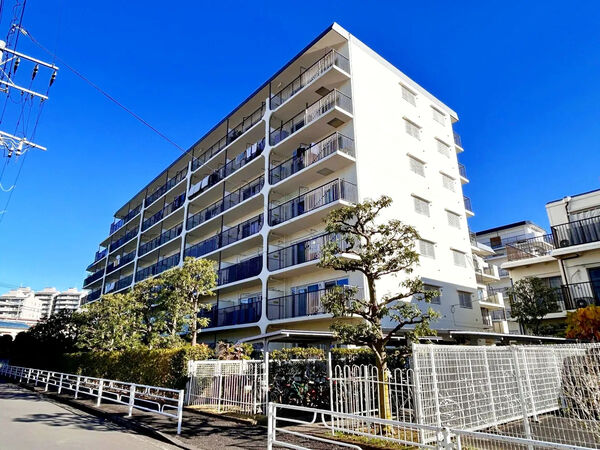 【ライネスハイム綱島壱番館】外観1