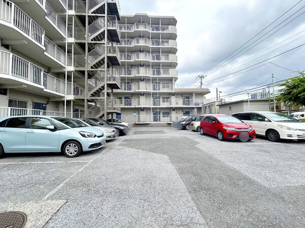 【ベルエア第2川口】駐車場 【ベルエア第2川口】駐車場