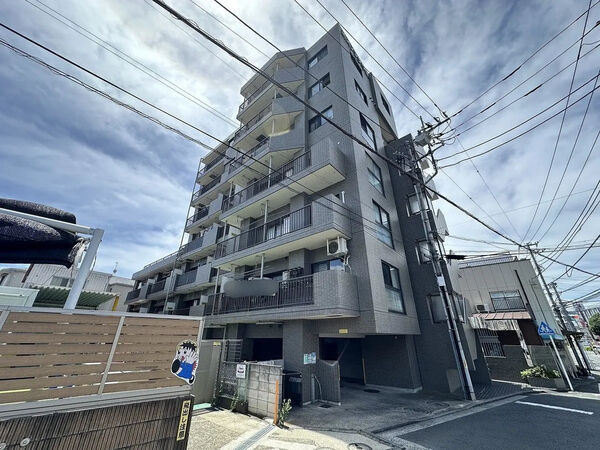 【エスプラザ中山】外観