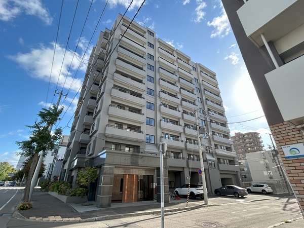 【クリーンリバーフィネス札幌北大ストリート】外観