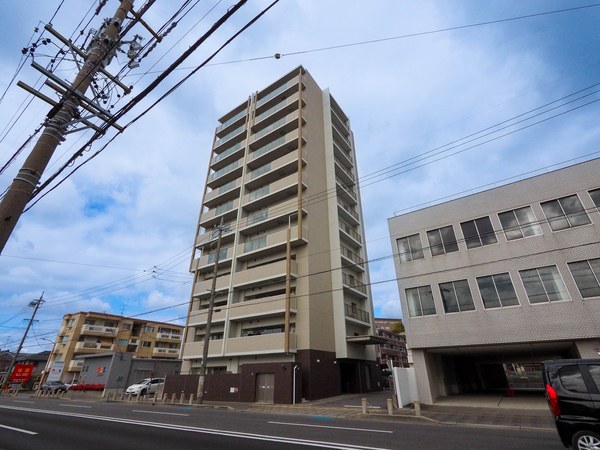 【シティライフ岡崎パークウェイ】外観