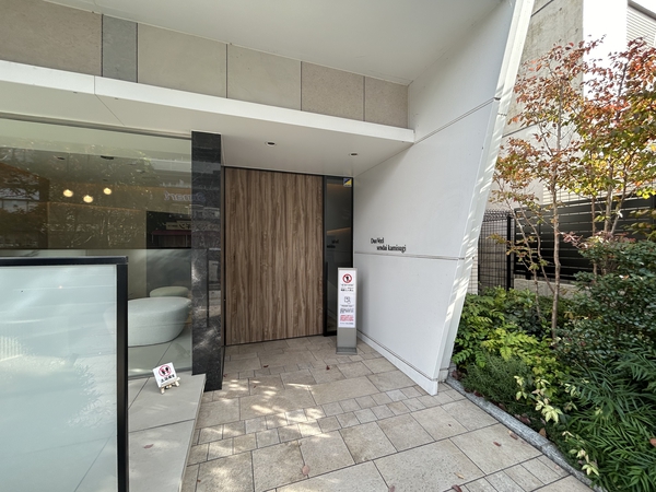 【デュオヴェール仙台上杉】エントランス