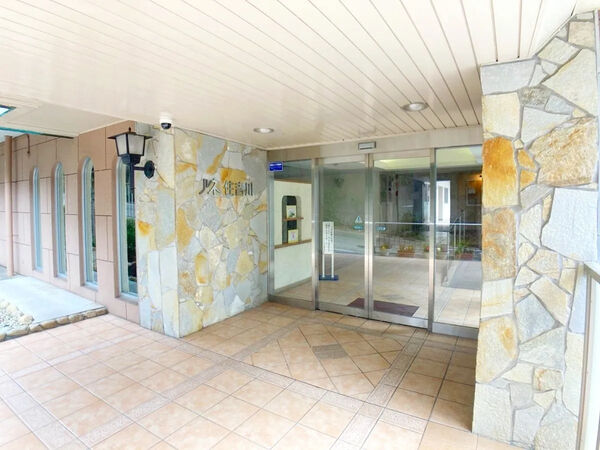 【ルネ住吉川】エントランス1 【ルネ住吉川】エントランス1