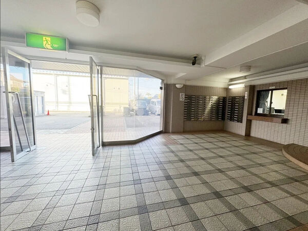 【リーベスト取手】エントランスホール