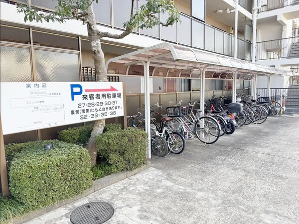 【リーベスト取手】駐輪場