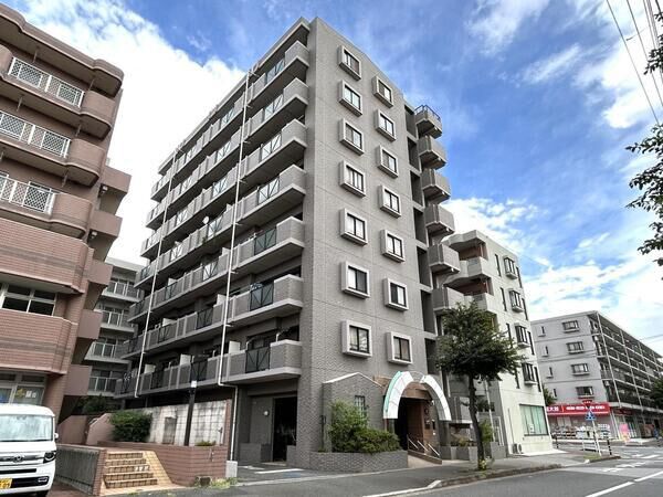 【エクセレント幕張本郷壱番館】外観