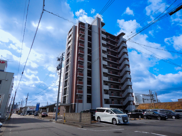 【ミッドシティプレミアム北岡崎】外観